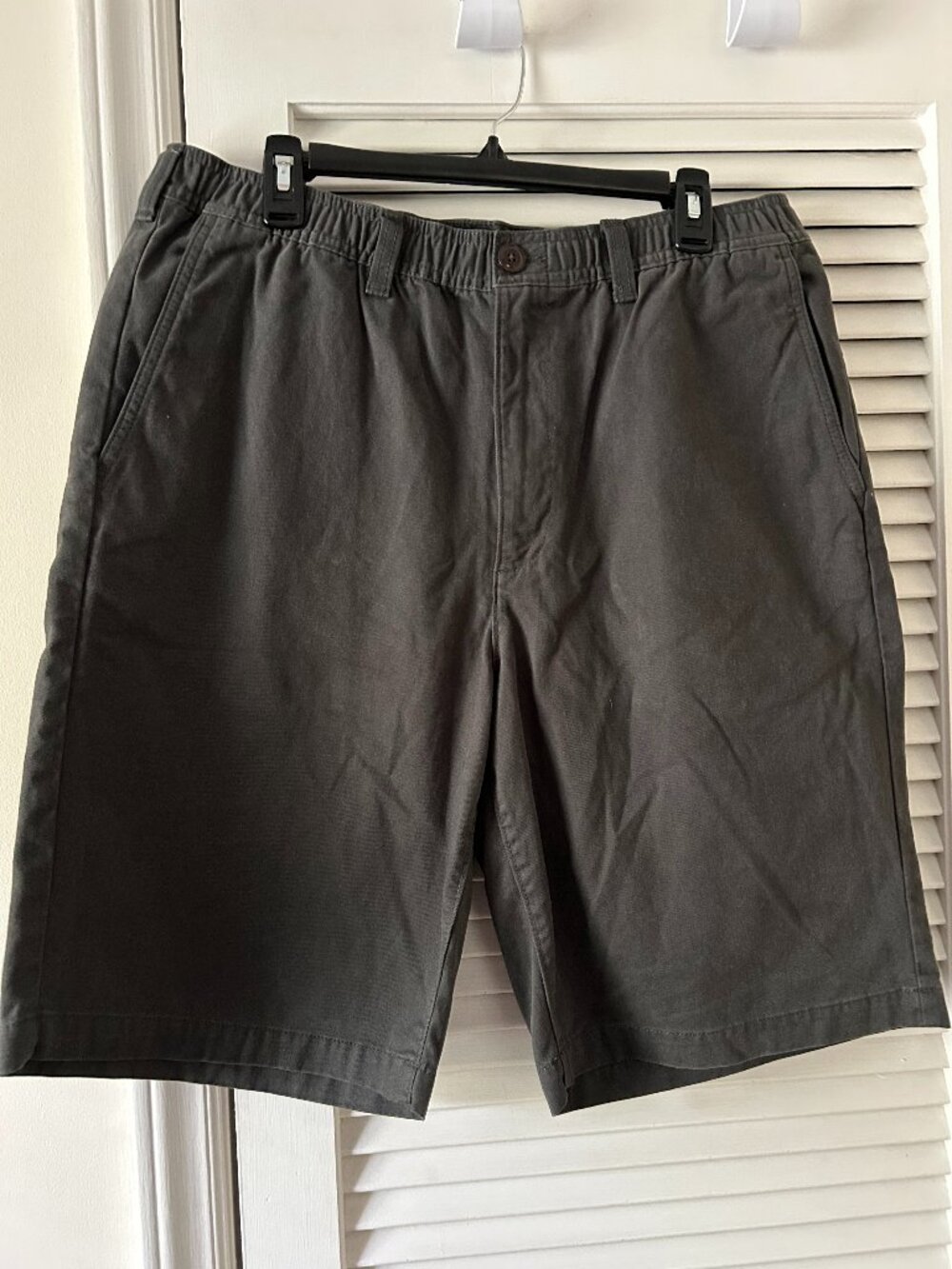 Gray shorts